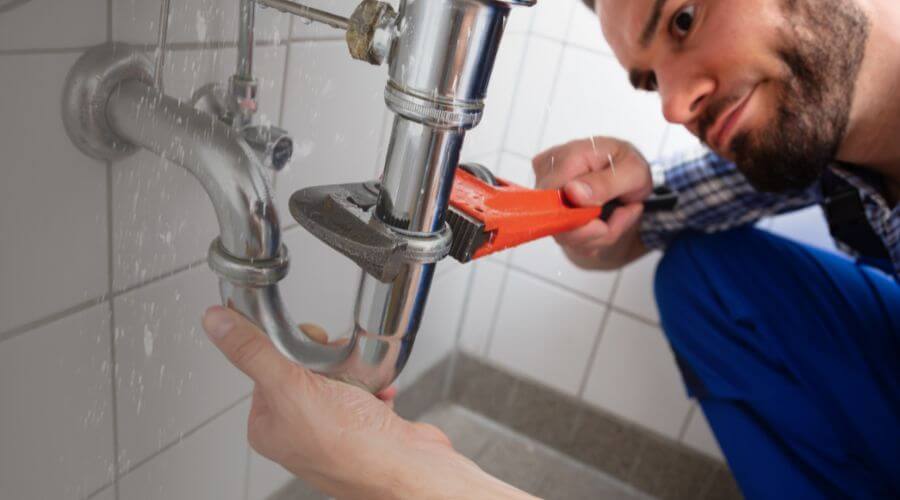 Expert burst pipe repair services in Carmel Valley, CA